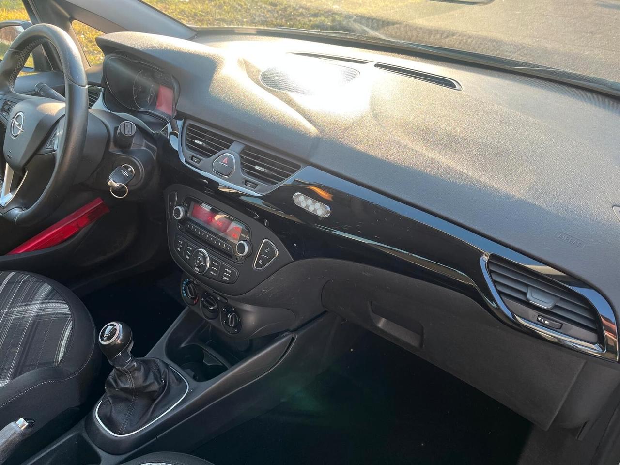 Opel Corsa 1.2 5 porte **NEOPATENTATI**