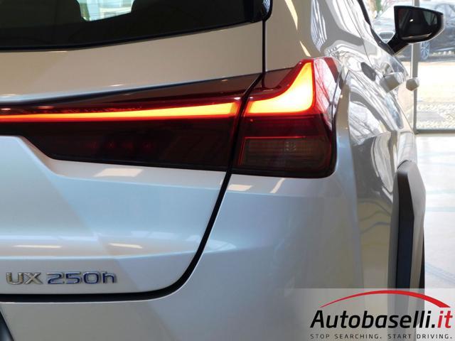 LEXUS UX 250h 250 HYBRID 2.0 184CV EXECUTIVE 2WD CVT NAVIGATORE