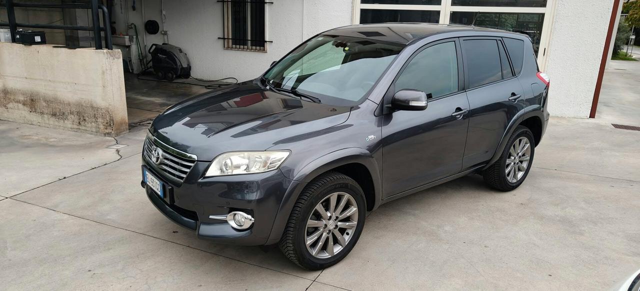 Toyota RAV 4 RAV4 2.2 D-4D 150 CV "AUTOMATICA"