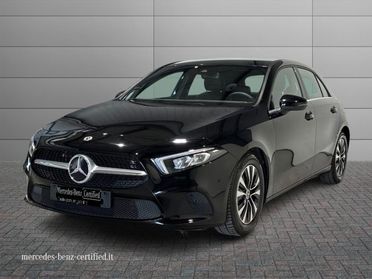 MERCEDES-BENZ A 180 d Automatic Business