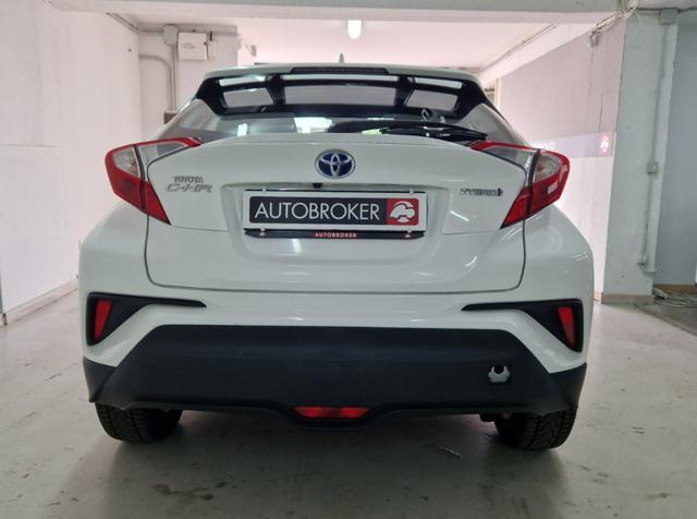 TOYOTA C-HR 1.8 Hybrid E-CVT Business