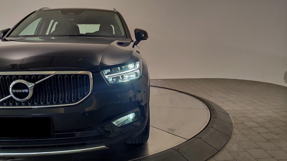 VOLVO Xc40 T2 Geartronic Momentum Pro