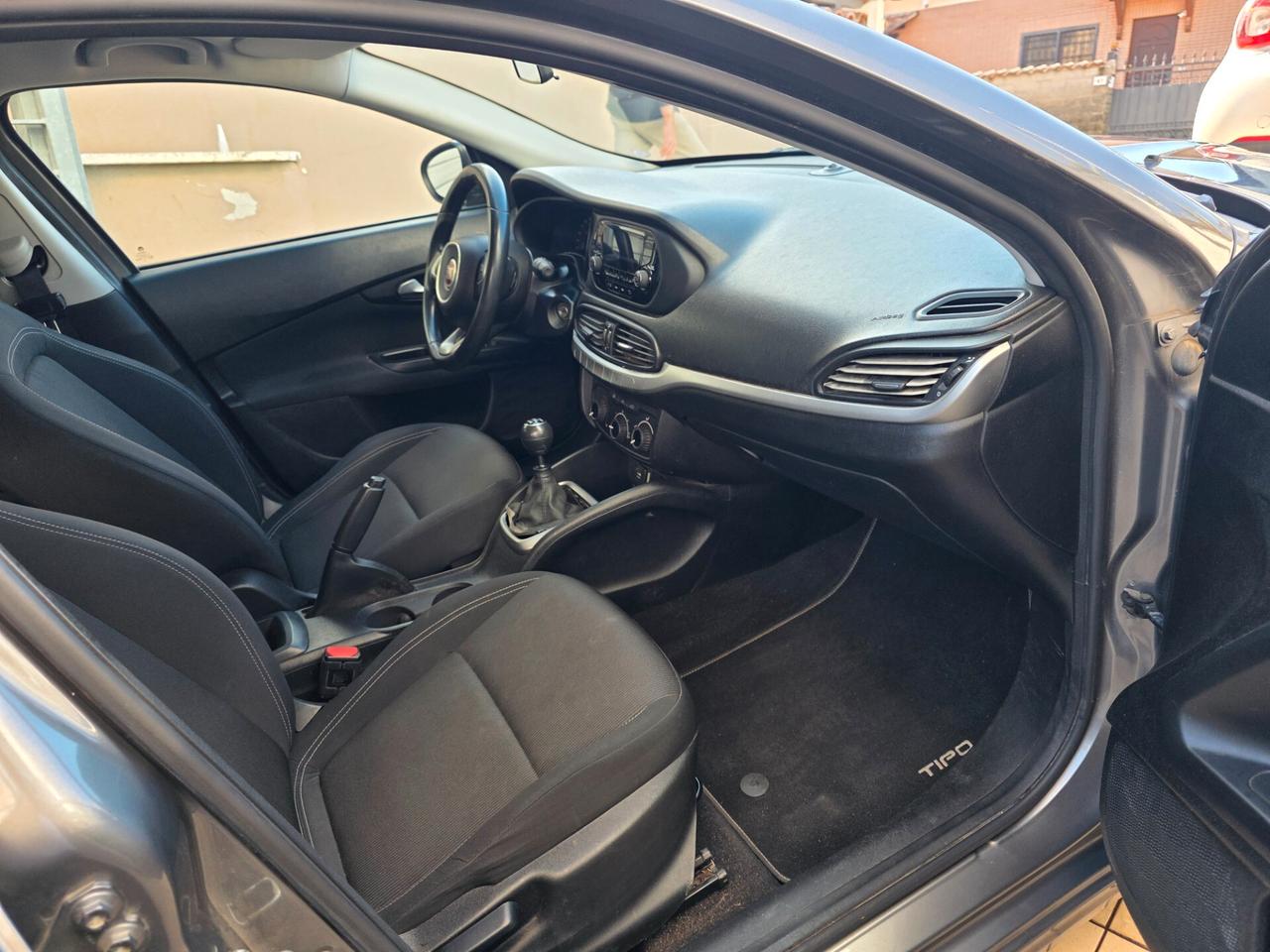 Fiat Tipo 1.6 Mjt S&S 5 porte Easy