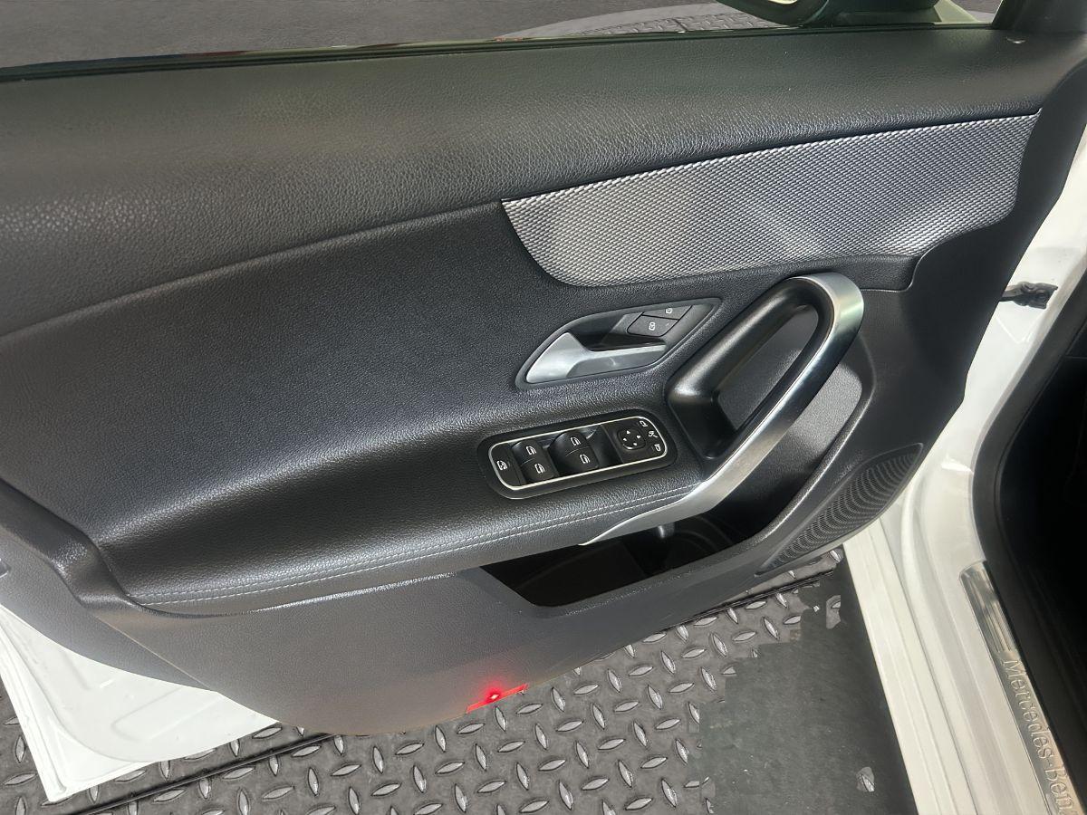MERCEDES - Classe A - A 180 d 115cv Automatic Premium AMG