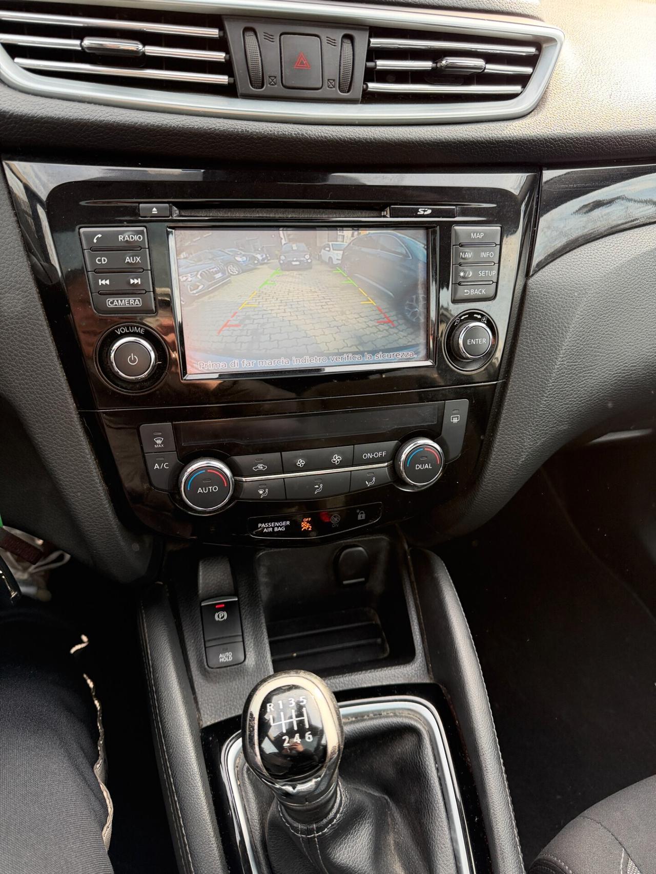 Nissan Qashqai 1.5 dCi N-Connecta