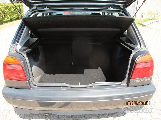 Volkswagen Golf 1.8/90 CV cat 5 porte GL
