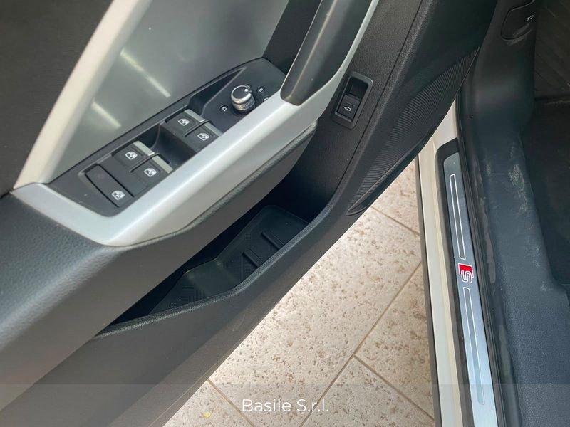 Audi Q3 2.0 35 TDI S Tronic S Line Edition