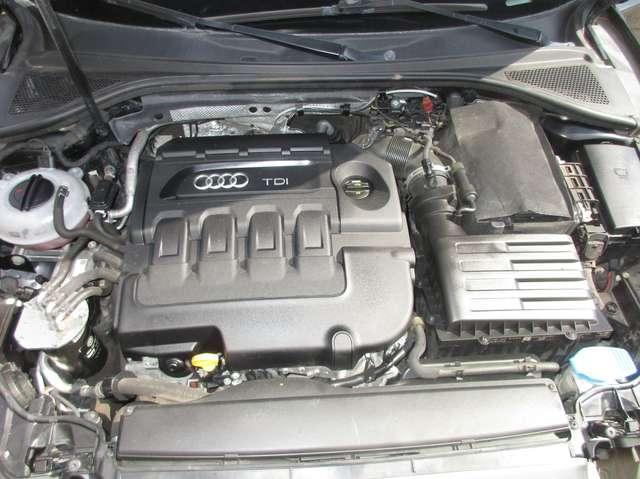 Audi A3 Sportback 2.0 tdi Attraction 150cv s-tronic FULL