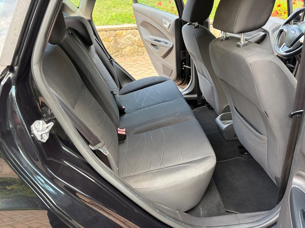 Ford Fiesta 1.5 TDCi 75CV 5 porte Titanium OK NEOPATENTATI
