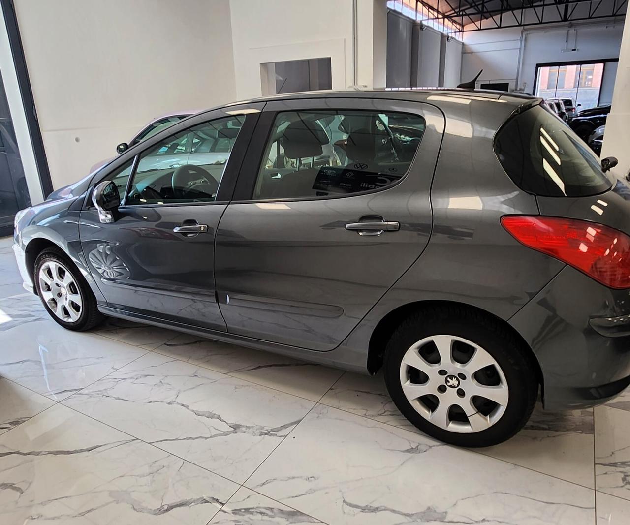 Peugeot 308 1.6 HDi 90CV FAP 5p. Premium