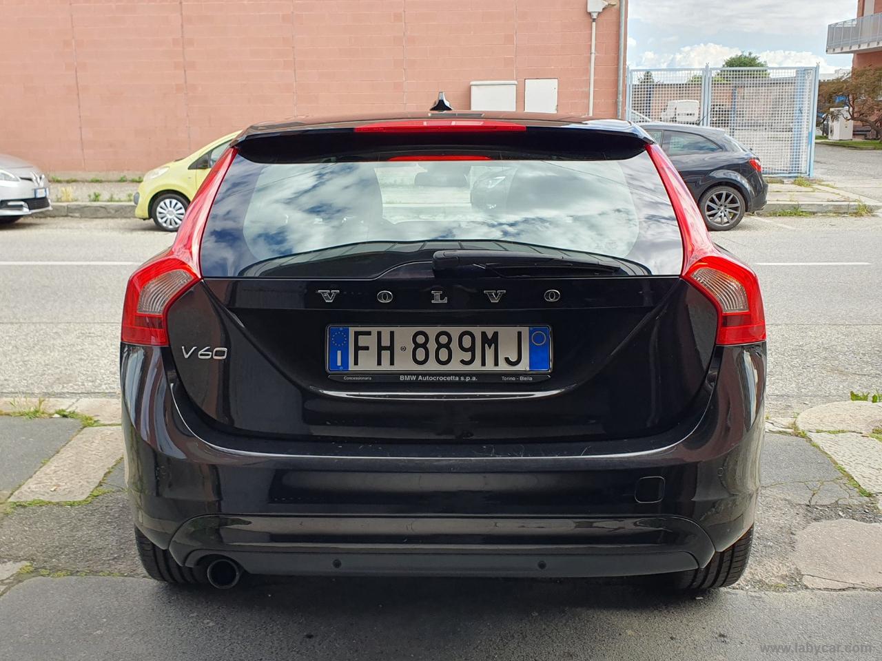 VOLVO V60 D2 Geartronic