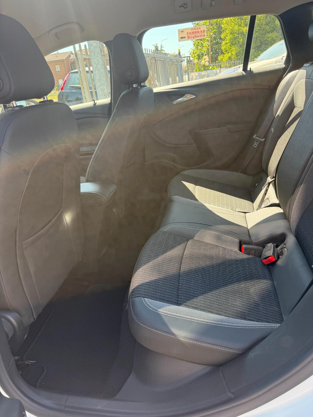Opel Astra 1.5 CDTI 105 CV S&S Sports Tourer Business Elegance NESSUN VINCOLO