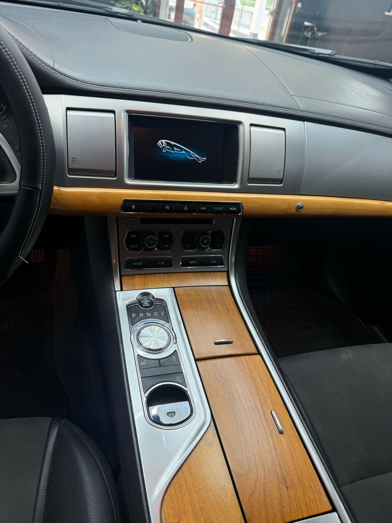Jaguar XF 2.2 D 200 CV Premium Luxury