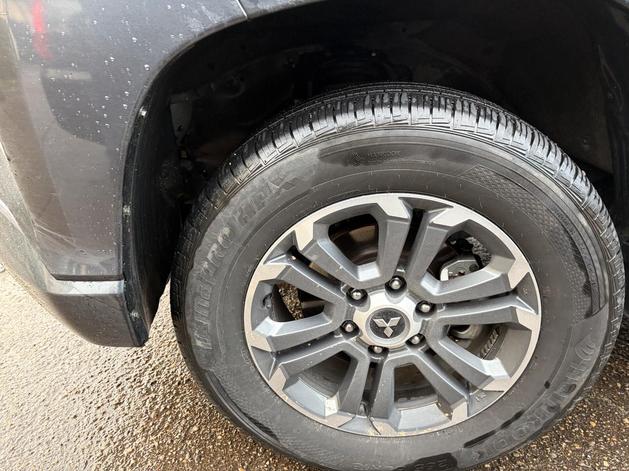 Mitsubishi L200 2.3 D Double Cab 4x4 Super Select P0. Diamond