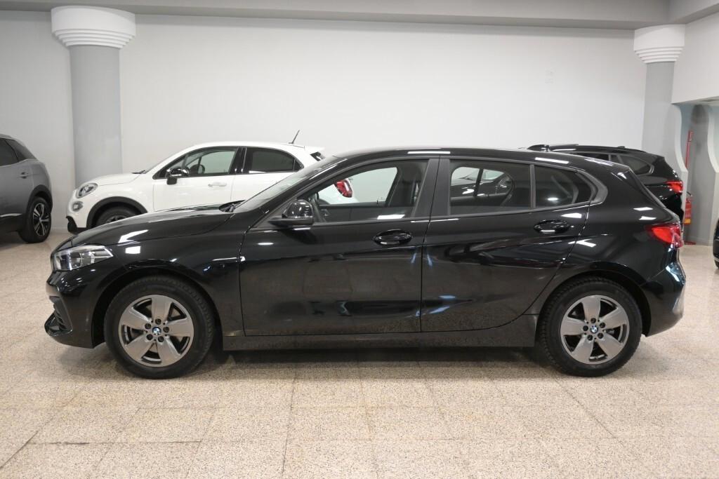 BMW 116D 6M. BUSINESS ADVANTAGE ( FARI LED - BMW DIGITAL COCKPIT - CLIMA BIZONA - PDC - NAVI - MIRROR - CRUISE )