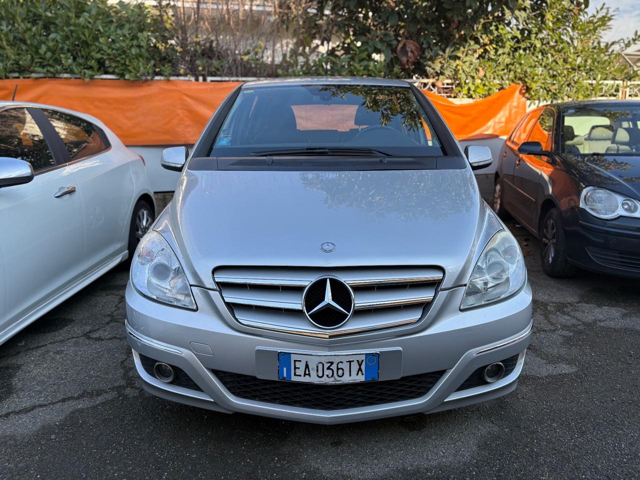 Mercedes-benz B 180 NGT BlueEFFICIENCY Premium