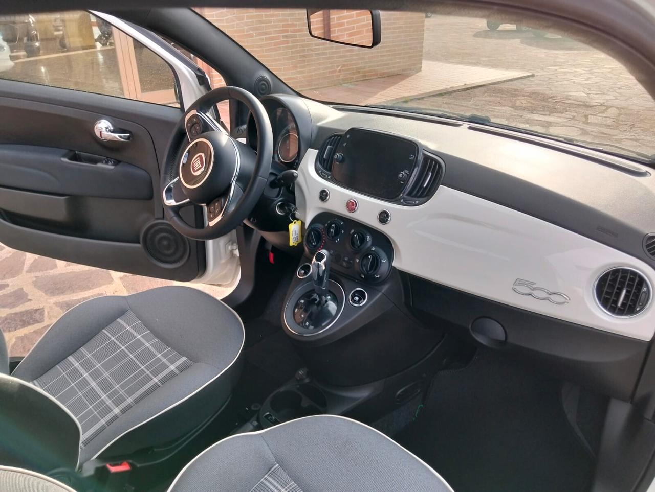 Fiat 500 1.2 Dualogic Lounge