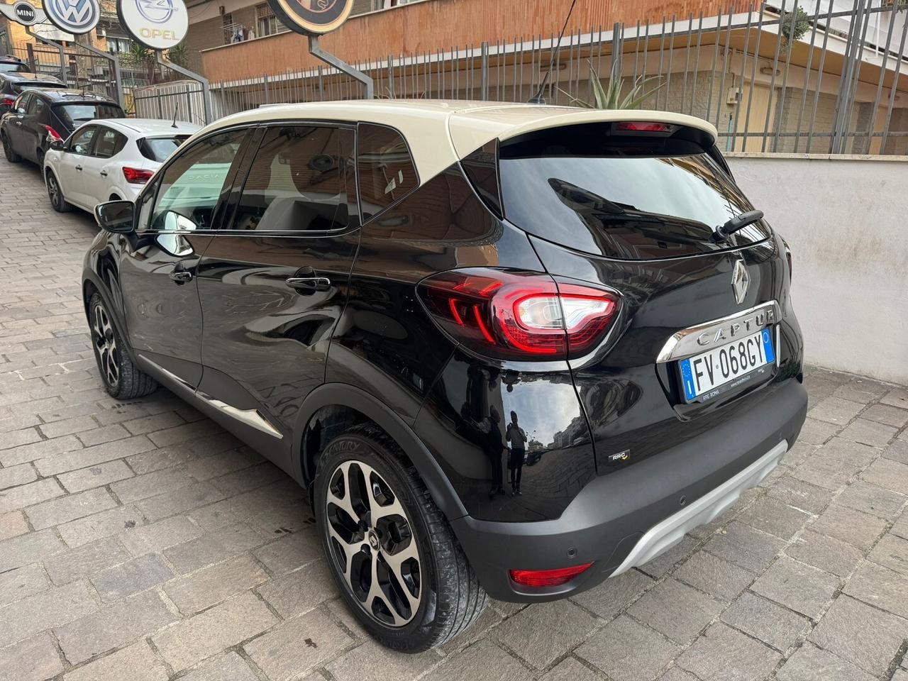 RENAULT Captur dCi 8V 90CV S&S Sport Edition2