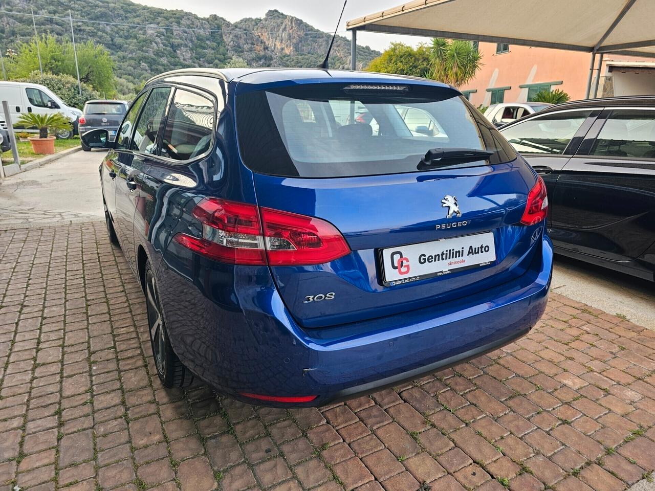 Peugeot 308 BlueHDi 130 S&S SW Allure