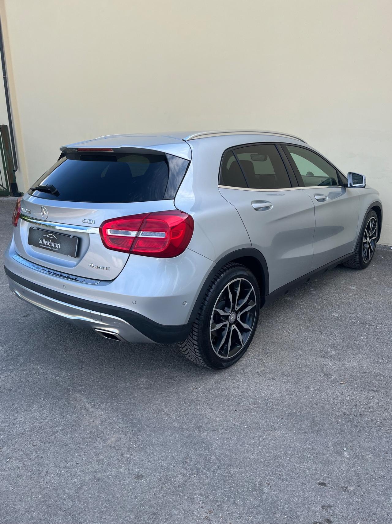 Mercedes-benz GLA 220 CDI Automatic 4Matic Premium