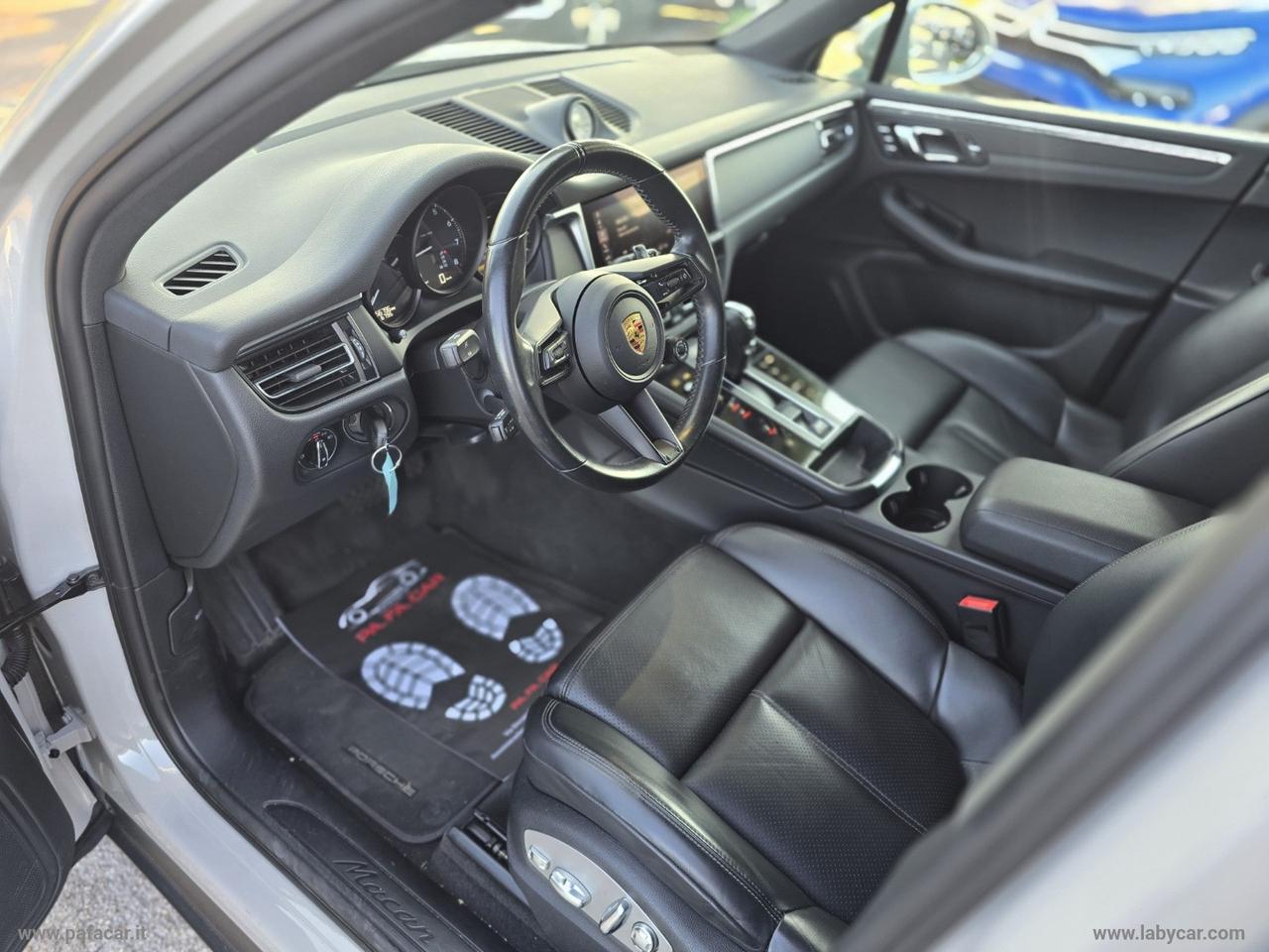 PORSCHE Macan 2.0 T