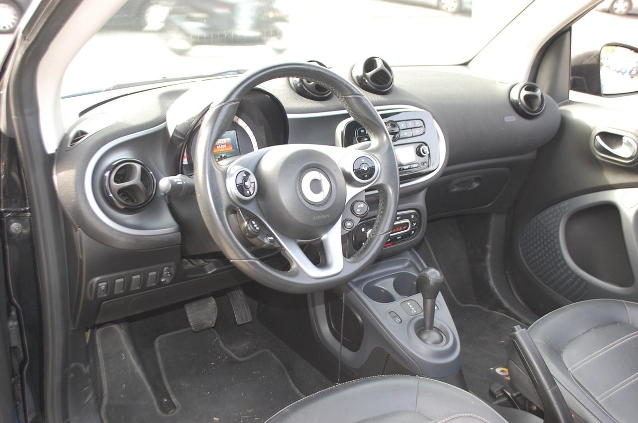 Smart forTwo Cabrio 0.9 t Prime 90CV twinamic Lega Pelle USB