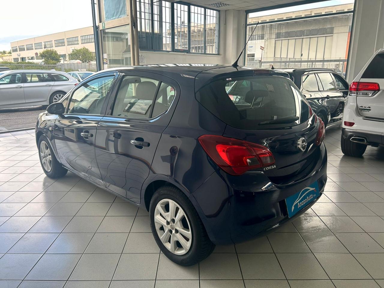 Opel Corsa 1.2B PER NEOPATENTATI 2015