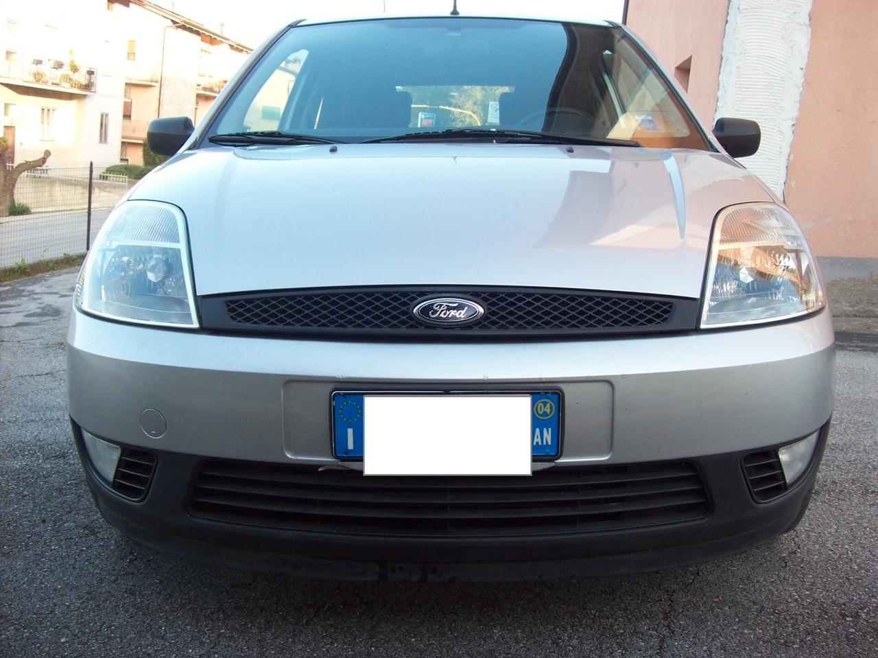 Ford Fiesta 1.4 TDCi 3p. x neopatentati solo 99900km