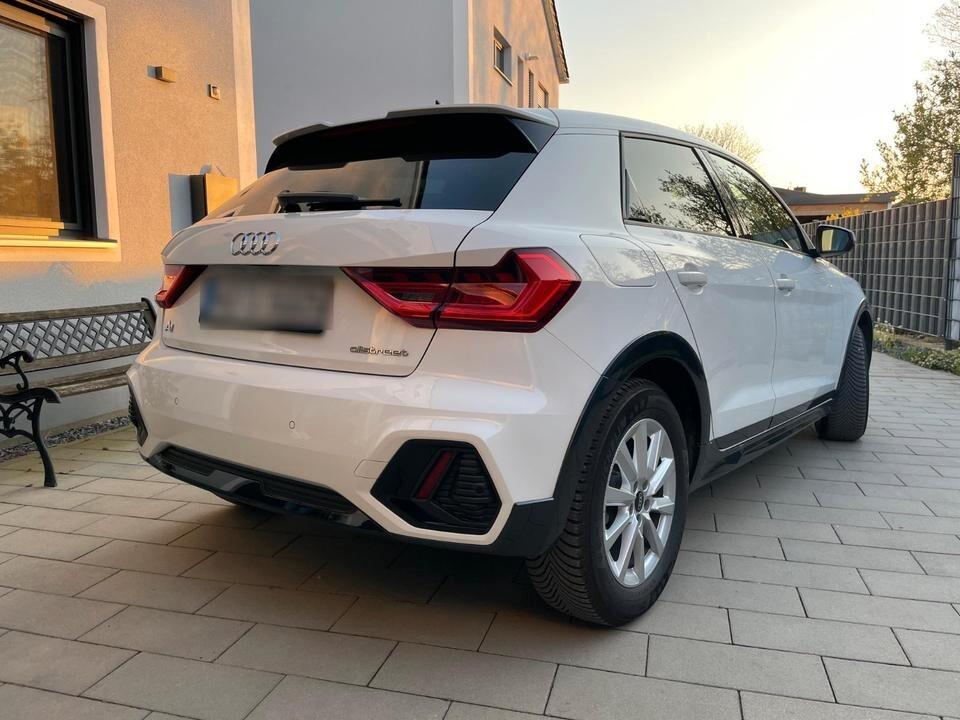 Audi A1 allstreet 30 TFSI S tronic