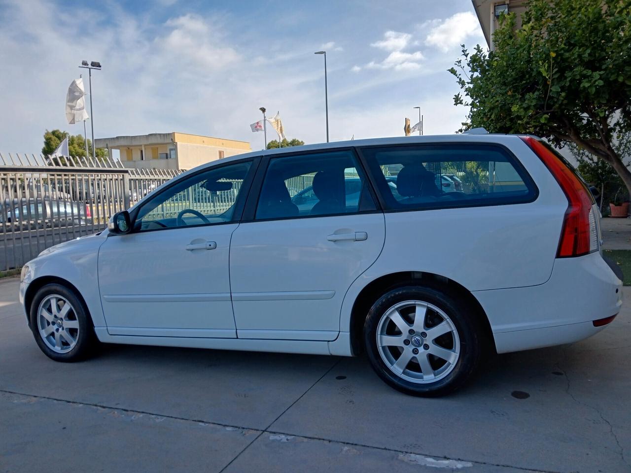 VOLVO V50 S.W. 2.000 TDI 136cv Km139.000