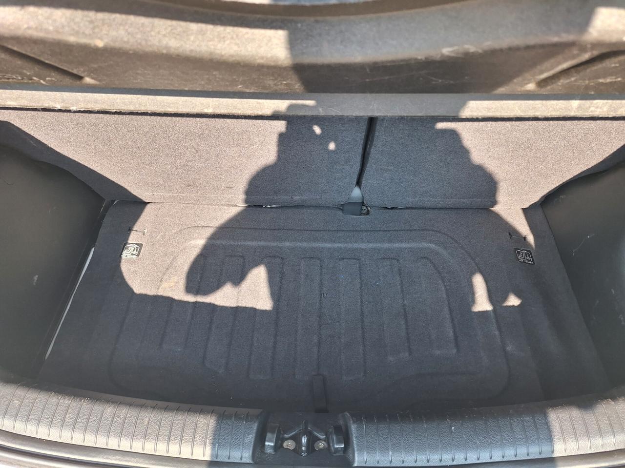 Hyundai i10 1.0 BENZINA NEOPATENTATI