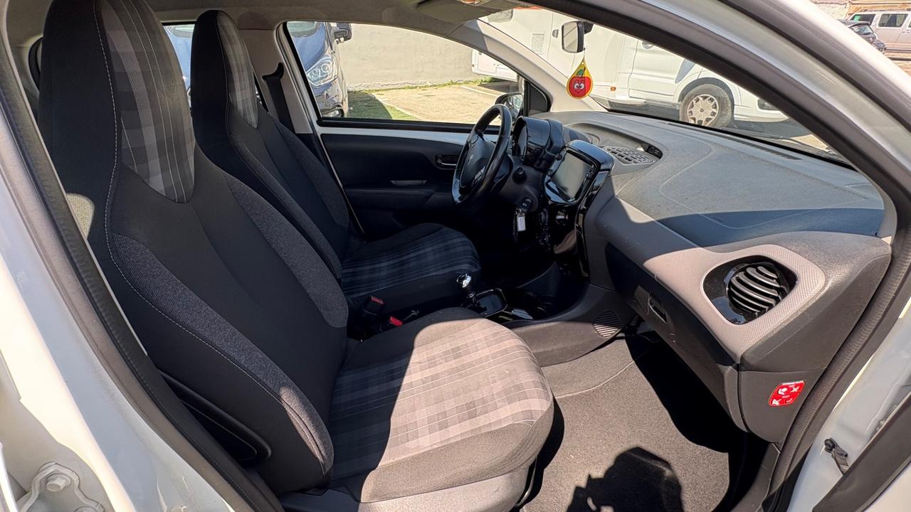 Peugeot 108 998c.c 72cv 53kw