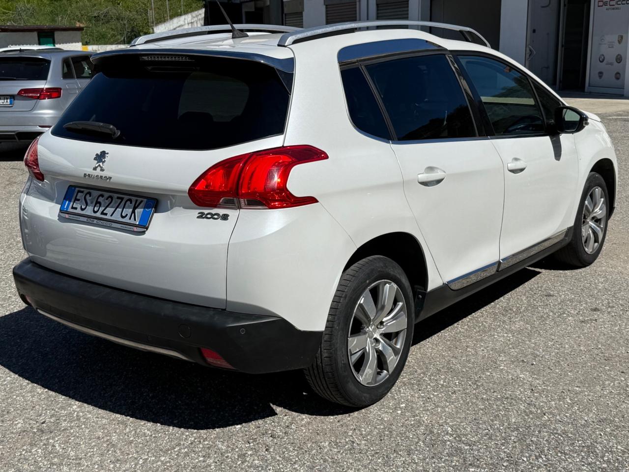 Peugeot 2008 1.2 VTi 82CV Allure