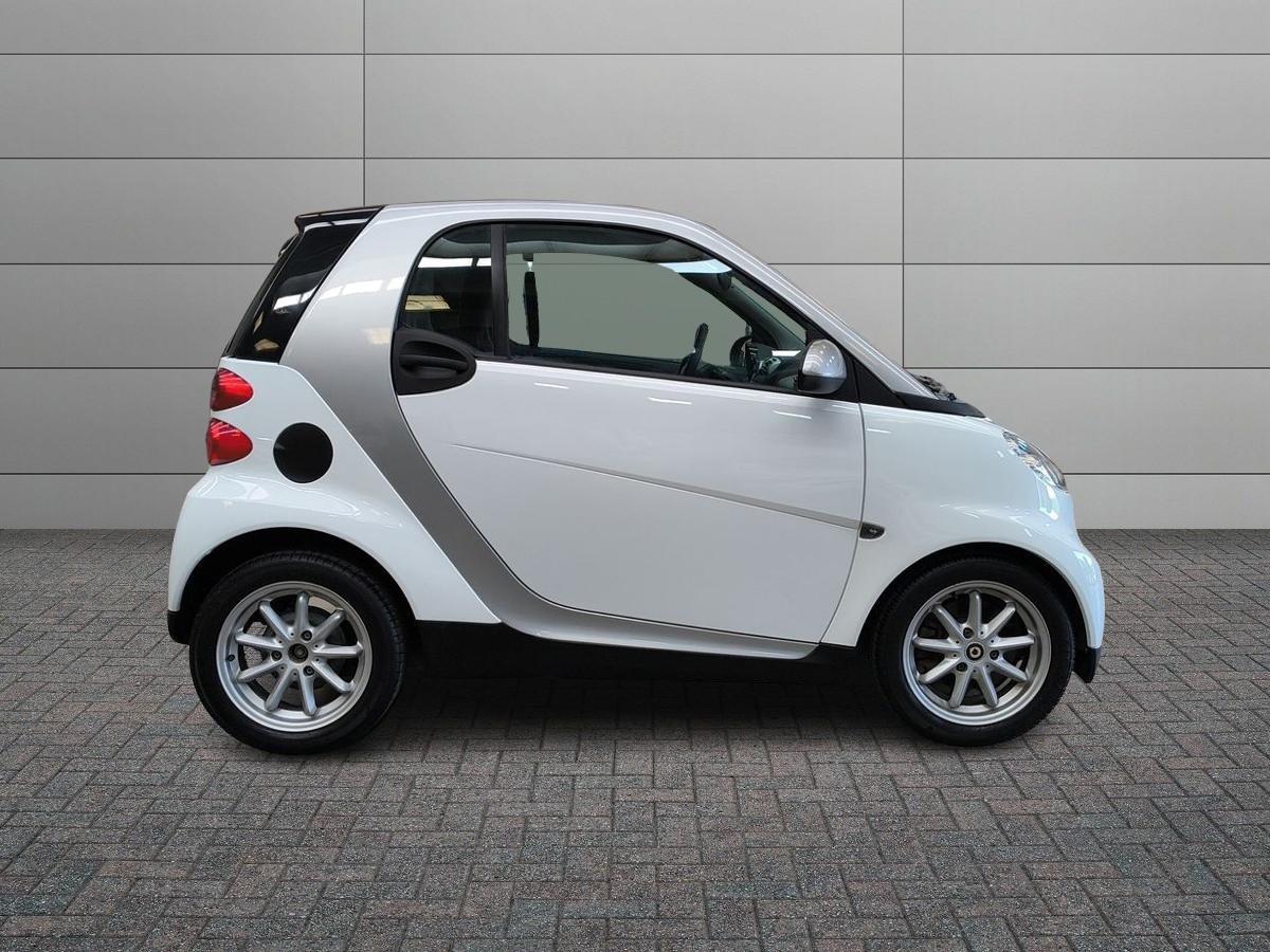 SMART Fortwo II 2007 - Fortwo 1.0 mhd bianca lim 70cv
