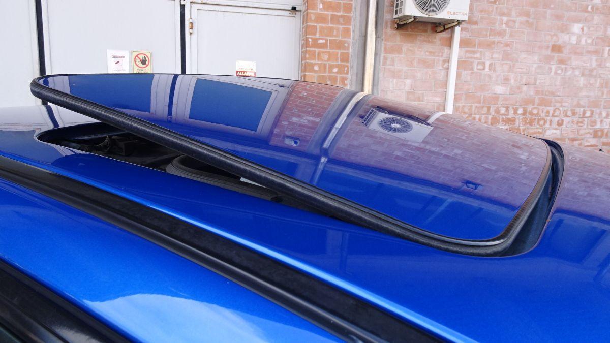 SUBARU - Impreza - 2.0 WRX LIVREA 555