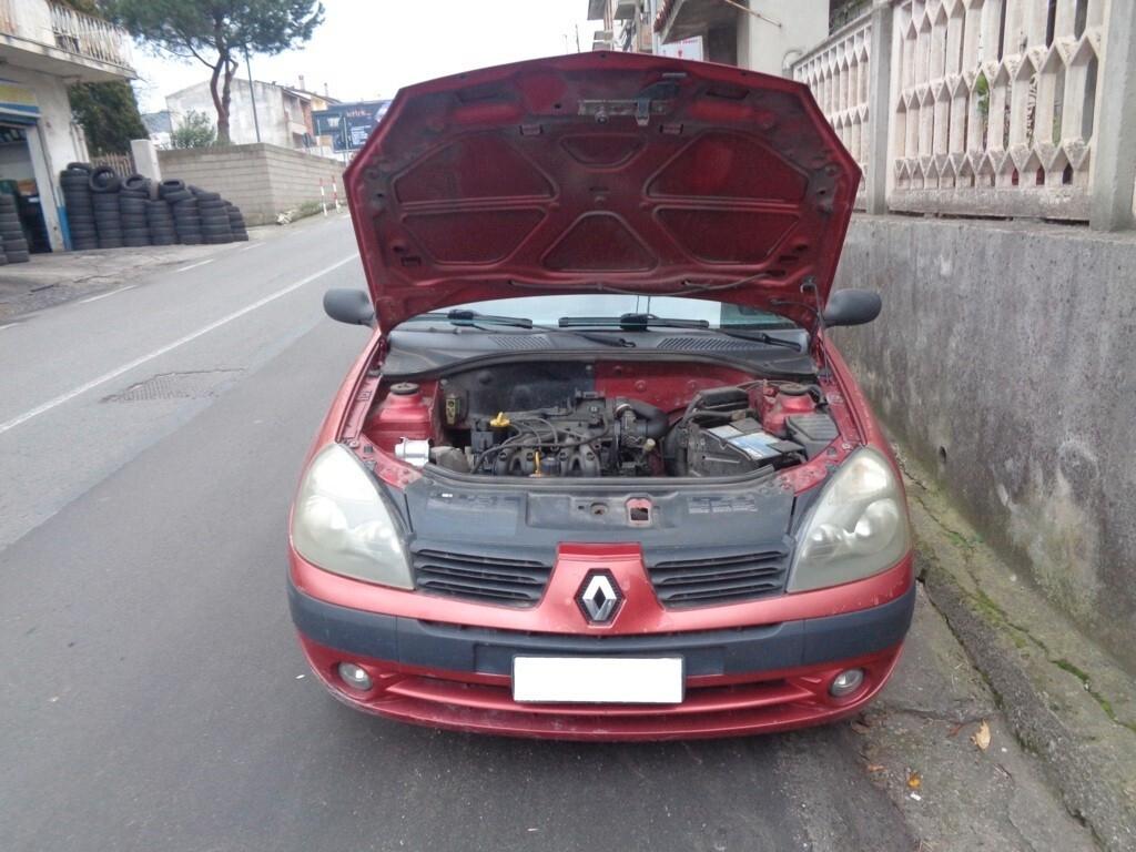 Renault Clio 1.2 cat 5 porte Confort Authentique