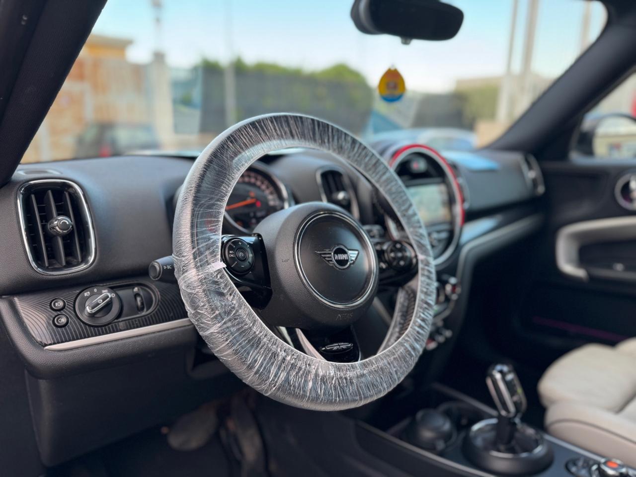 Mini Countryman 2.0 Cooper D NAVI/PELLE FARI LED