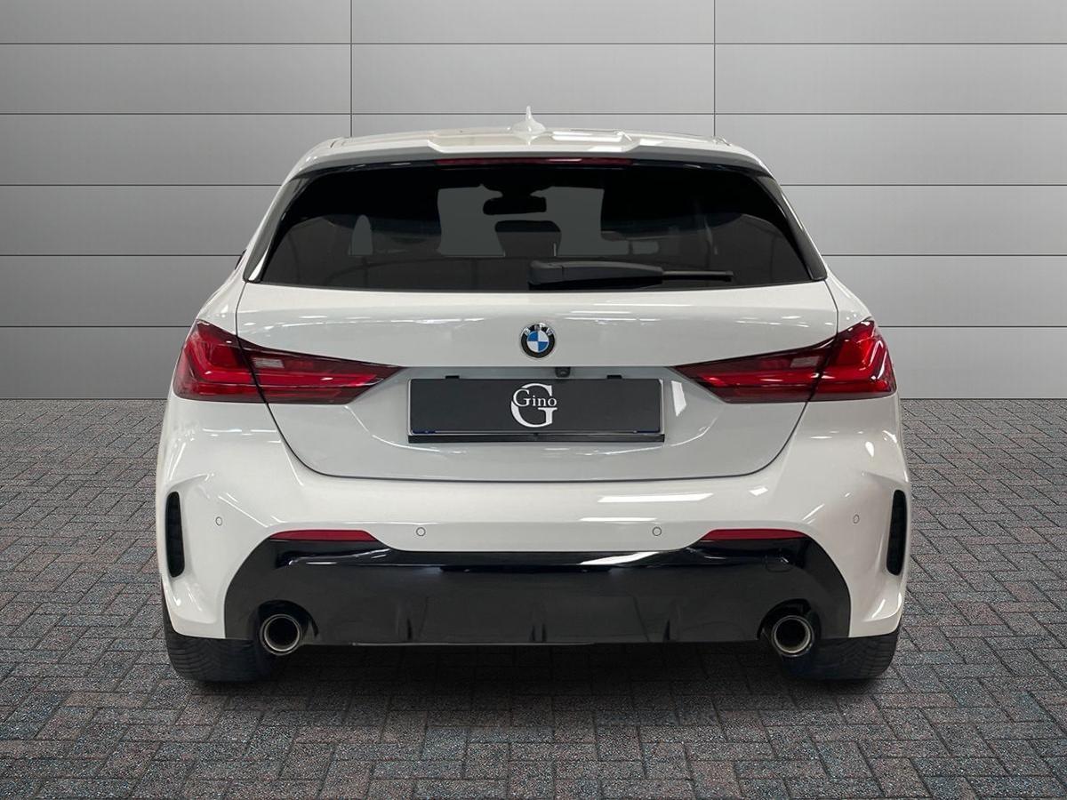 BMW Serie 1 F40 - 118d Msport auto