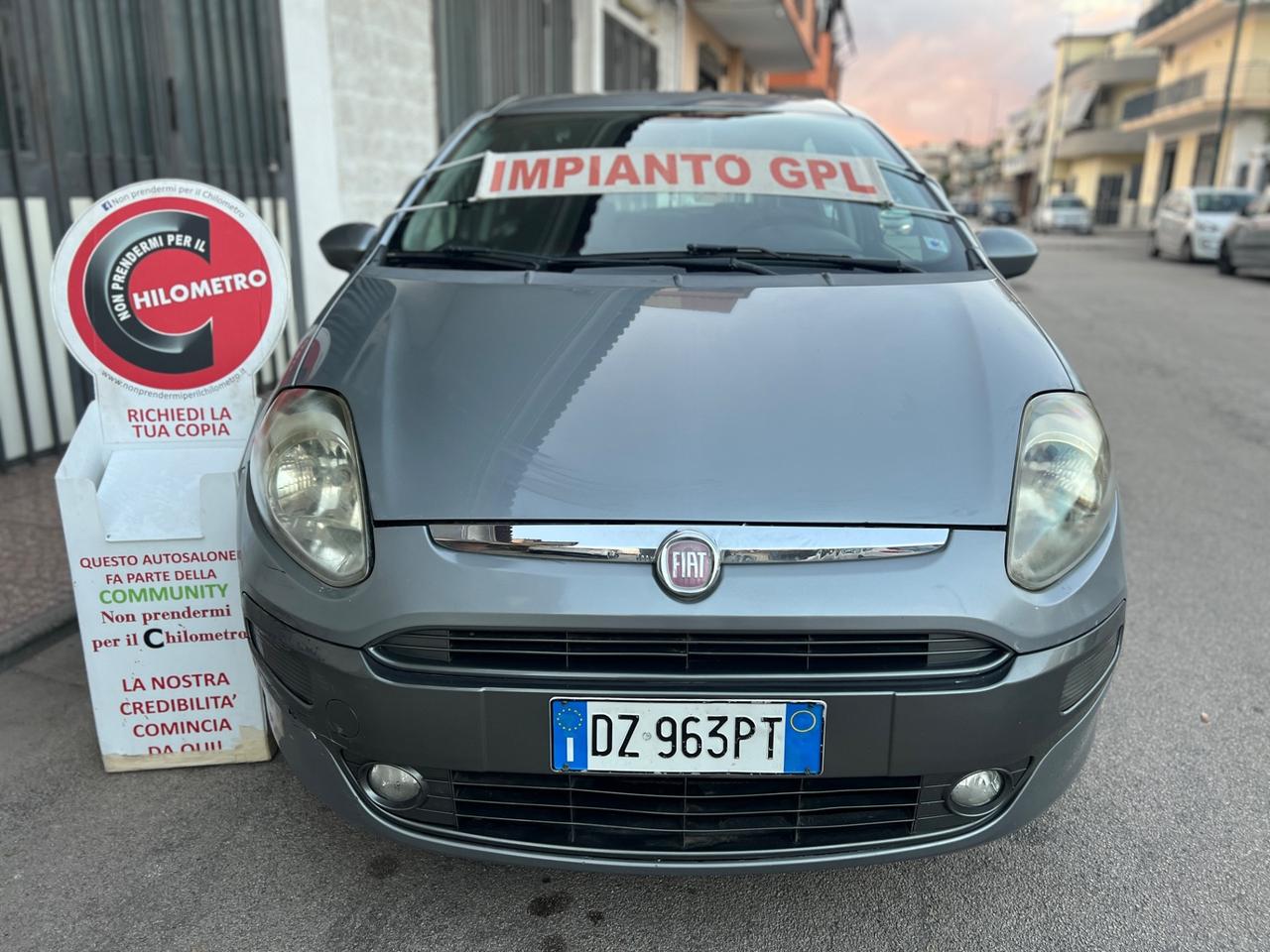 Fiat Punto evo 1.4 benzina/GPL Anno 2011 km 194000