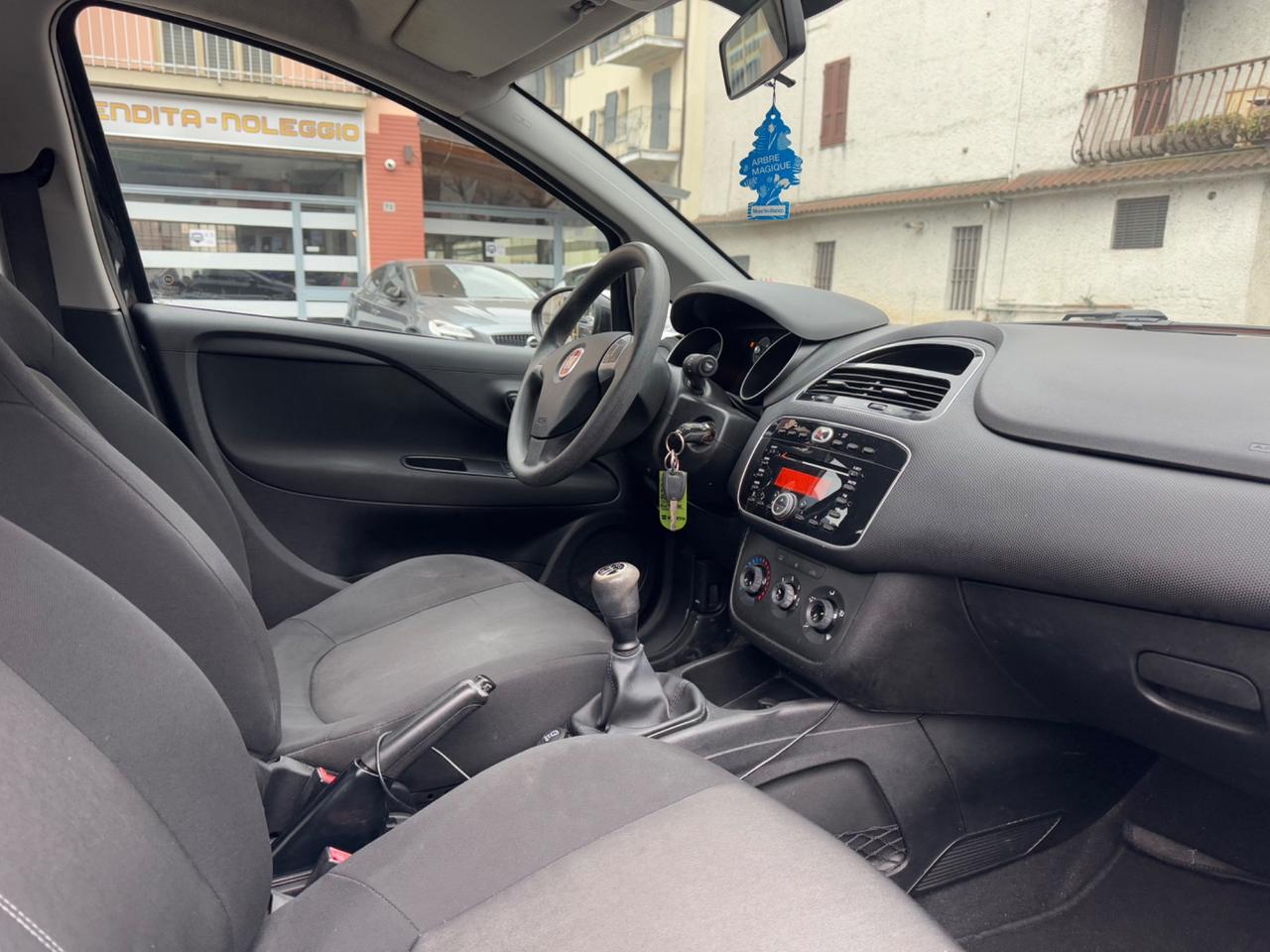 Fiat Punto 1.3 MJT II 75 CV 5 porte TAGLIANDATA - OK NEOPATENTATI
