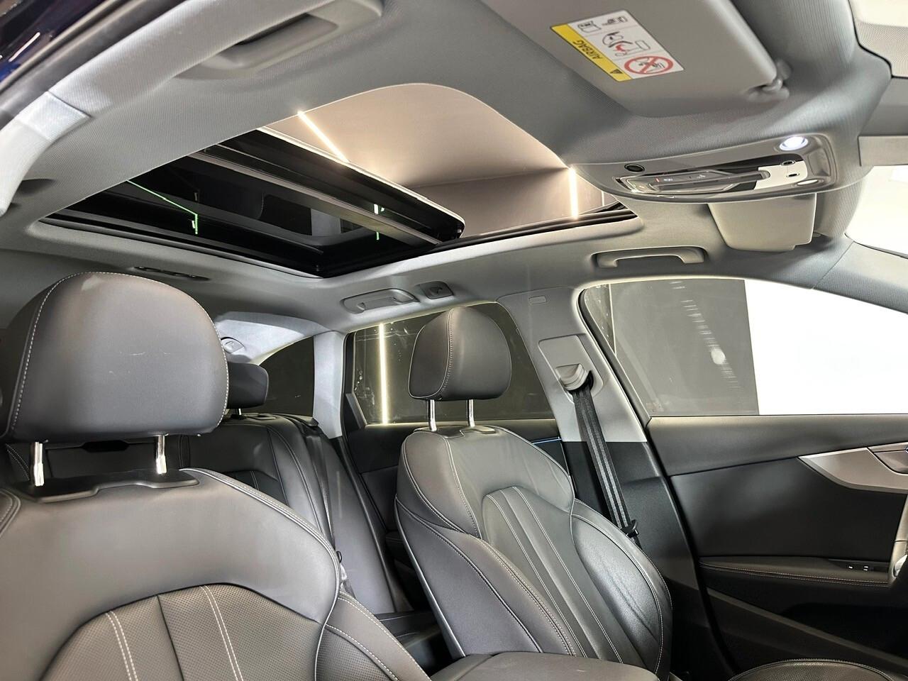 Audi A4 allroad 2.0 204 CV Identity Contrast Full 2024