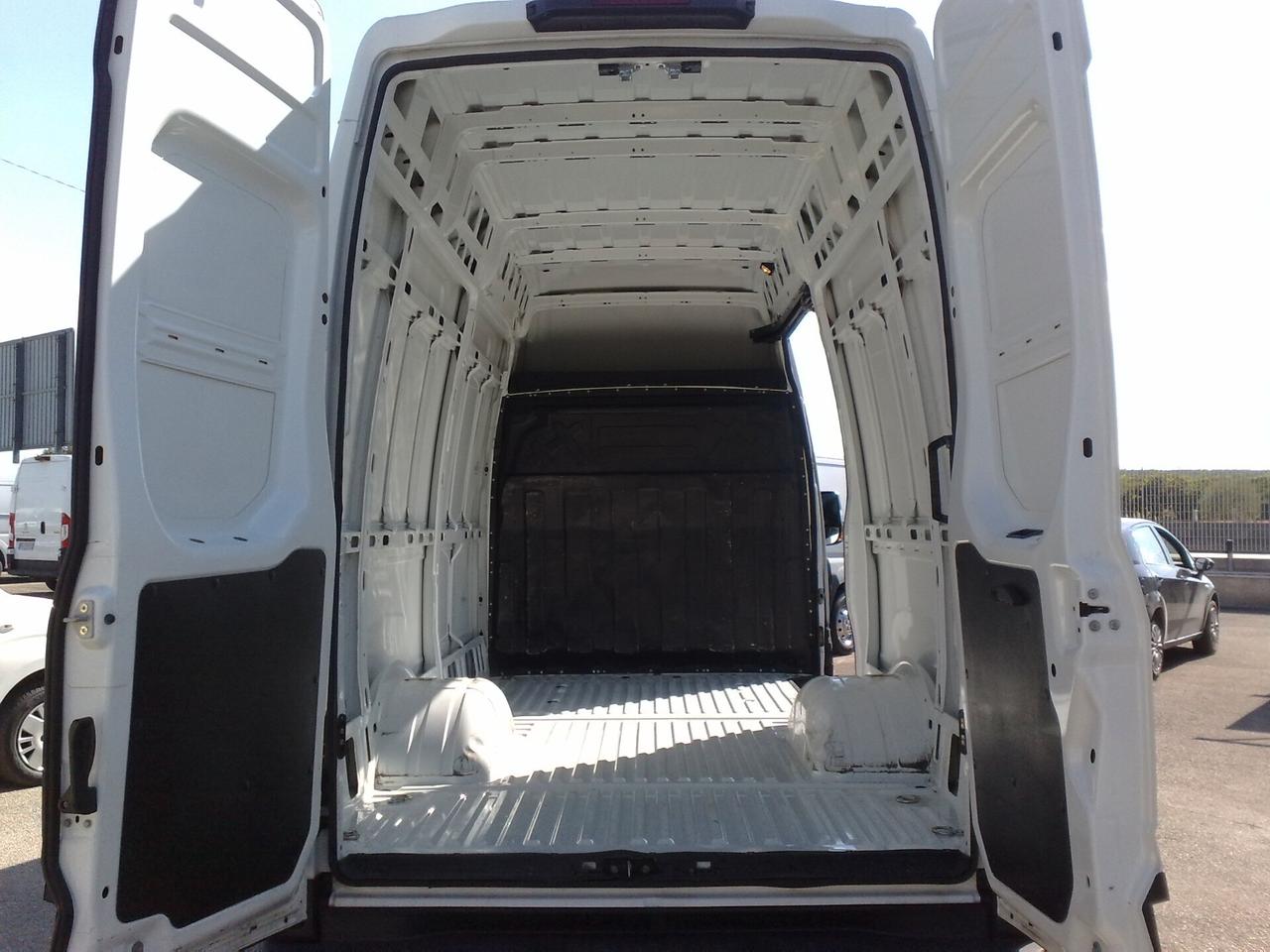 Iveco Daily 35c14 2.3hpt tetto alto AUTOMATICO - 2018