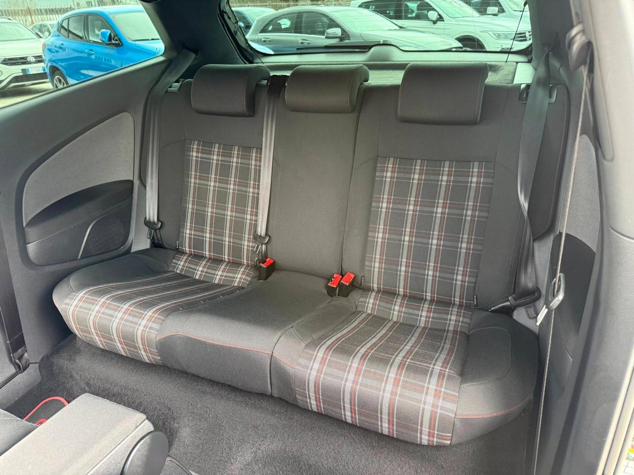 Volkswagen Polo 180CV -GTI- 3Porte (TETTO A)