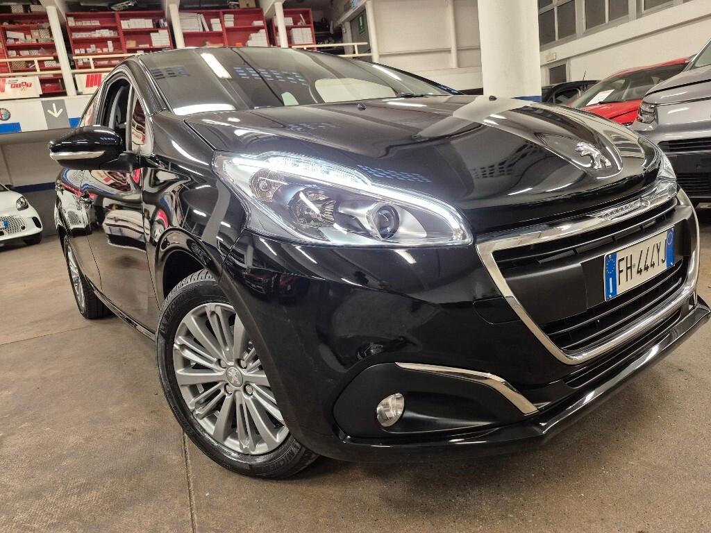 Peugeot 208 PureTech 82 5 porte Allure