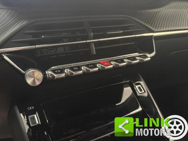 PEUGEOT 2008 PureTech 100 S&S Allure Pack KM CERT, LED.