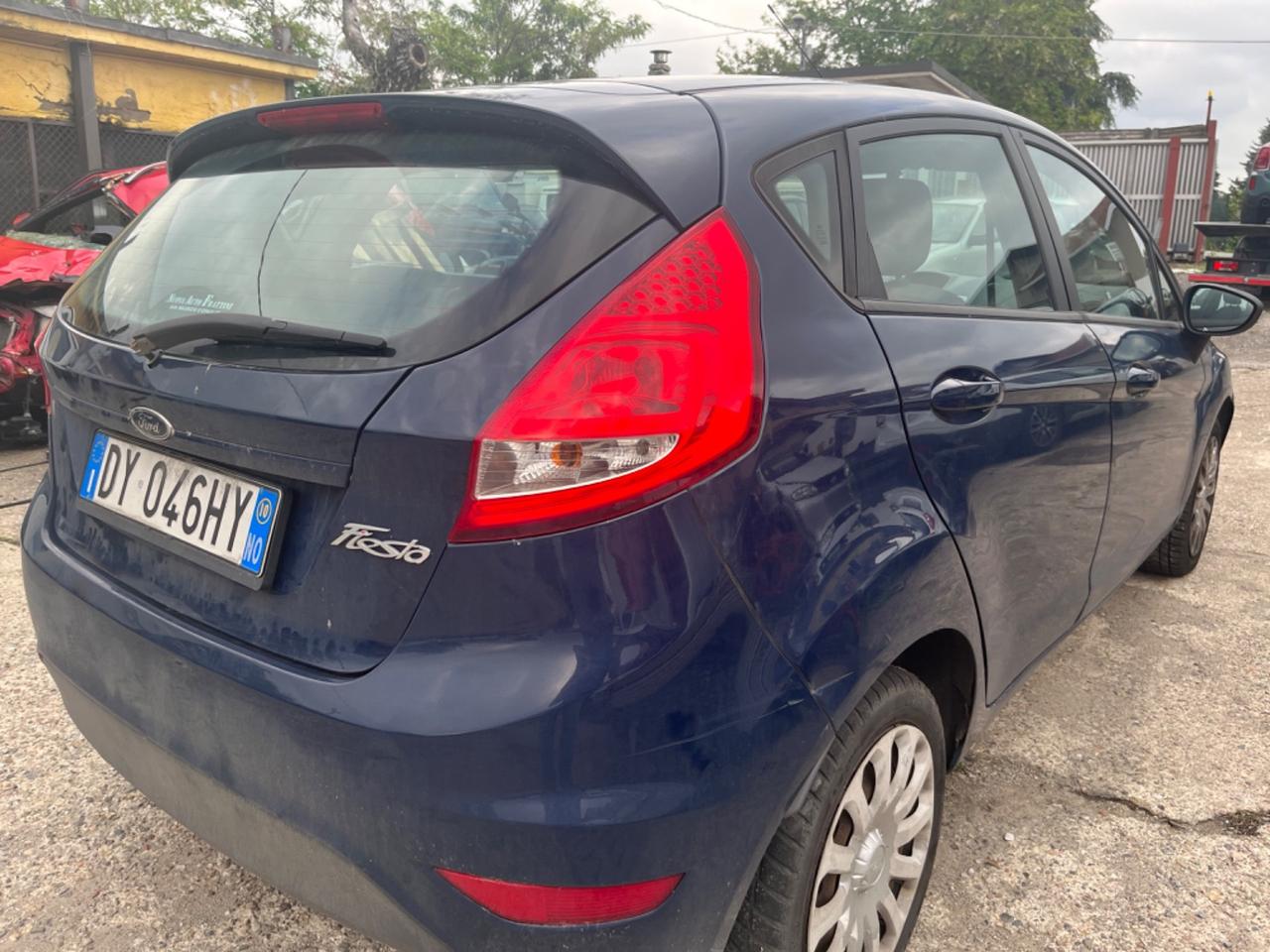 Ford Fiesta 1.4 gpl 2010 testa ko