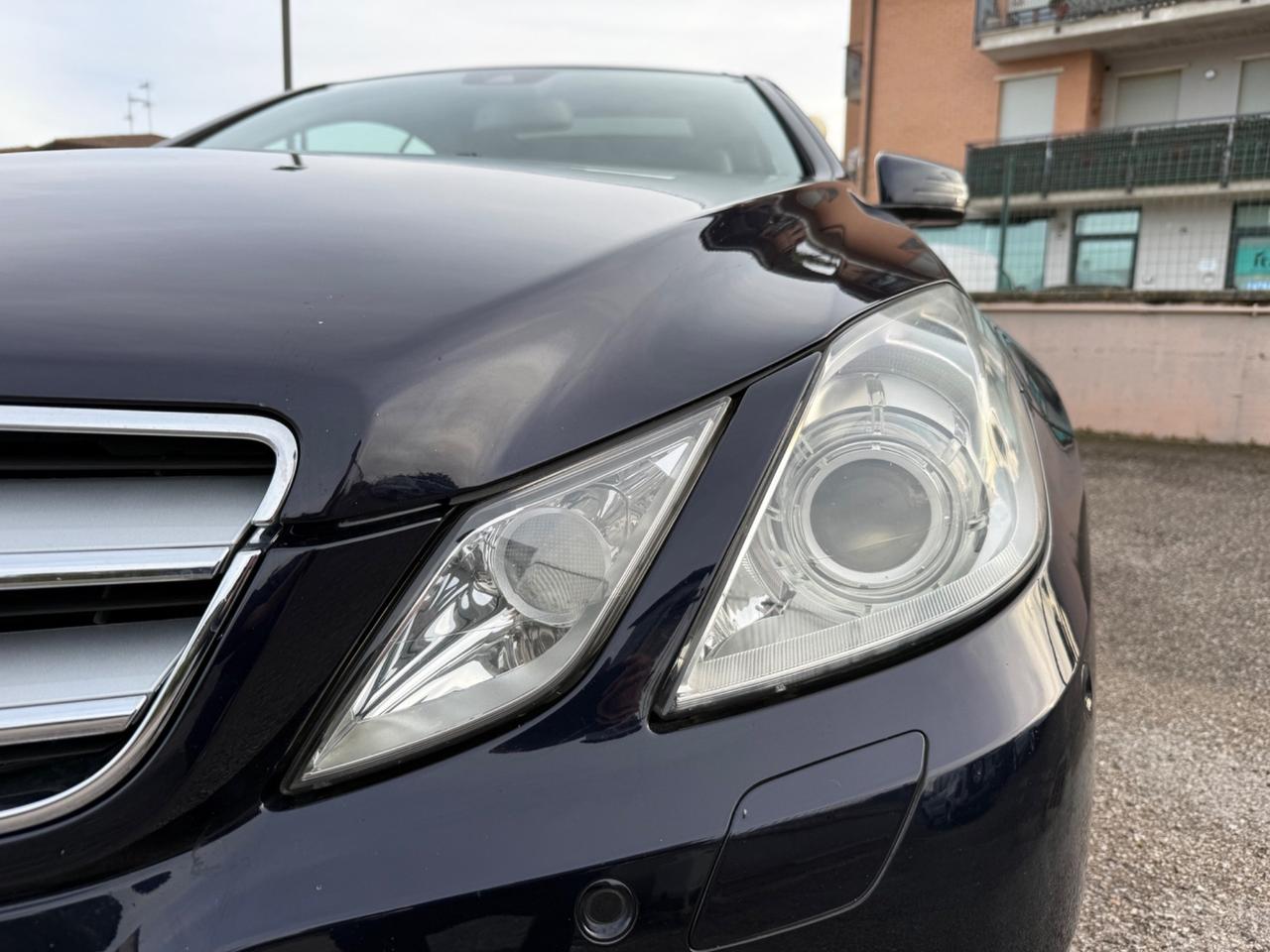 Mercedes-benz E 220 CDI Coupé Avantgarde