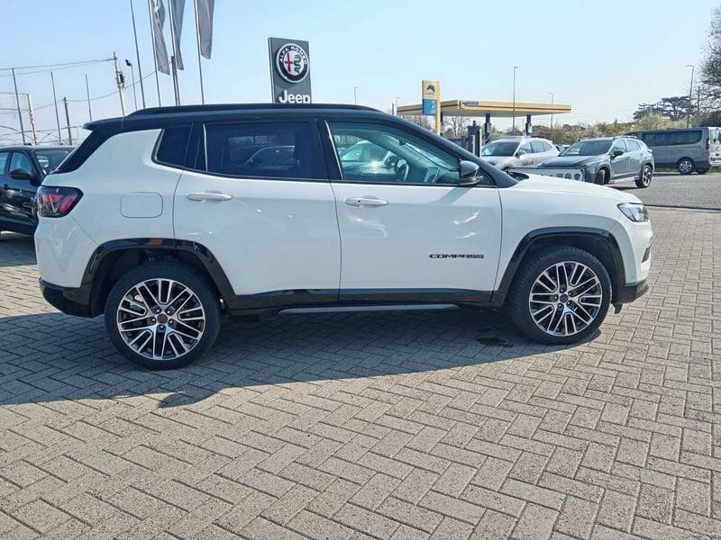 Jeep Compass e-Hybrid 1.5 Turbo MHEV T4 96kW Summit DDCT
