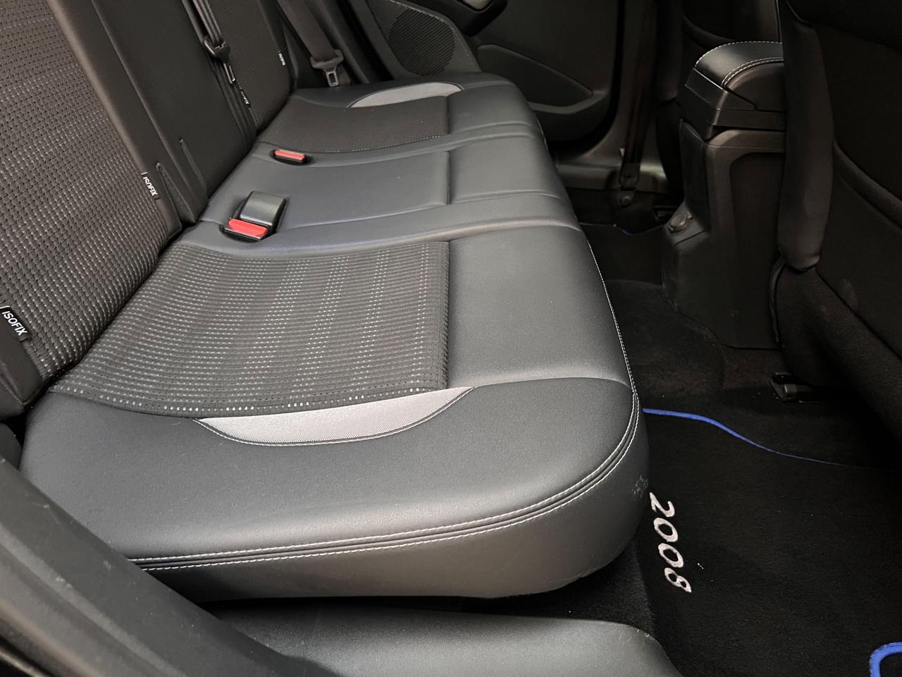 Peugeot 2008 1.6 e-HDi 92 CV Stop&Start Urban Cross