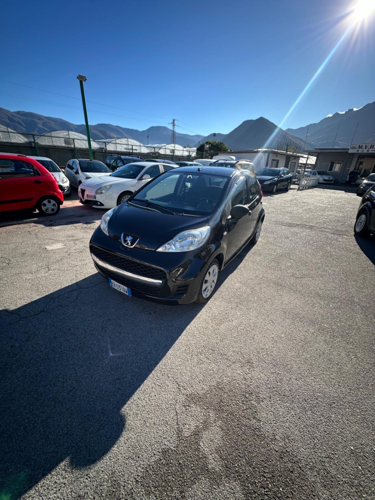 Peugeot 107 1.0 68CV 5p. Desir